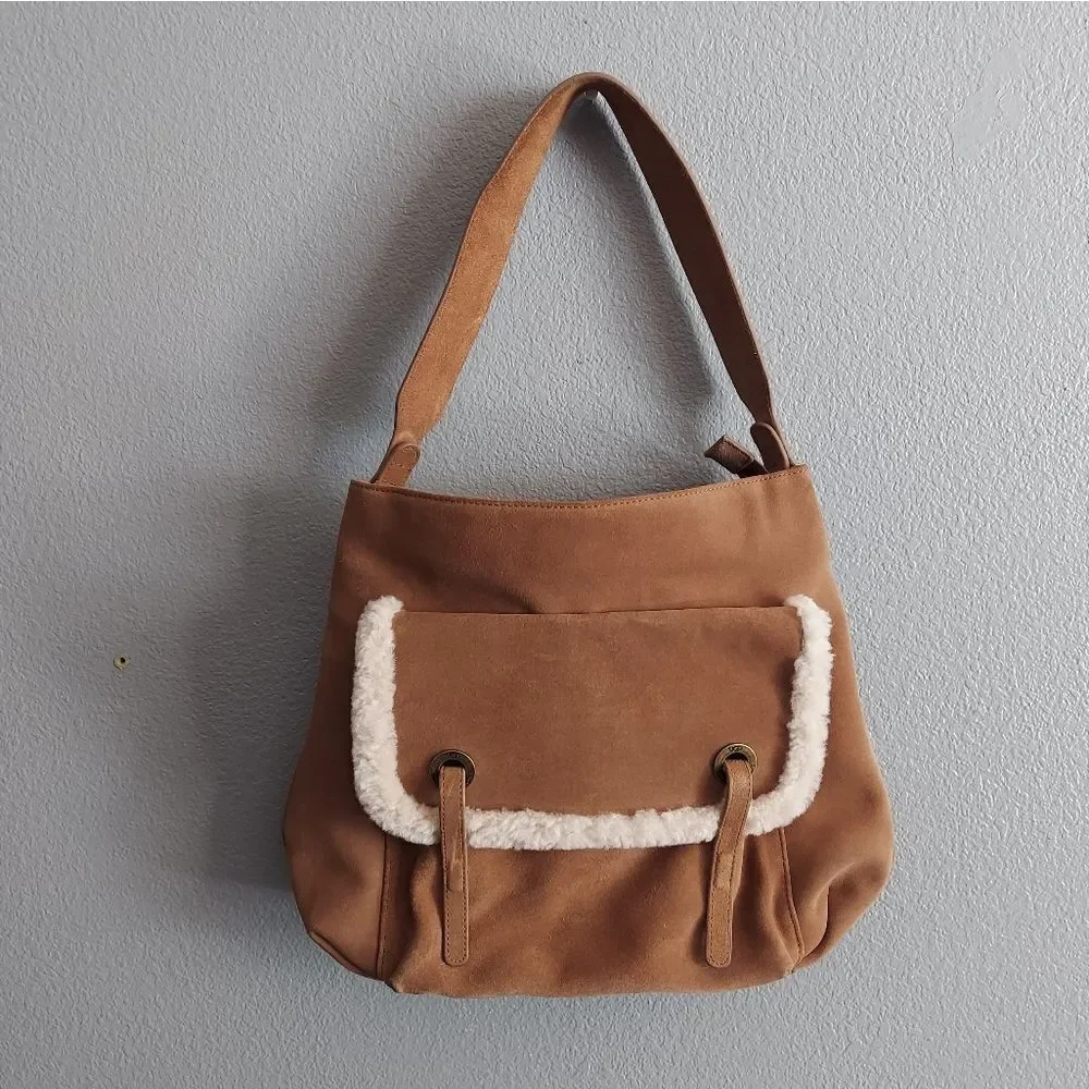 UGG Heritage Hobo Bag